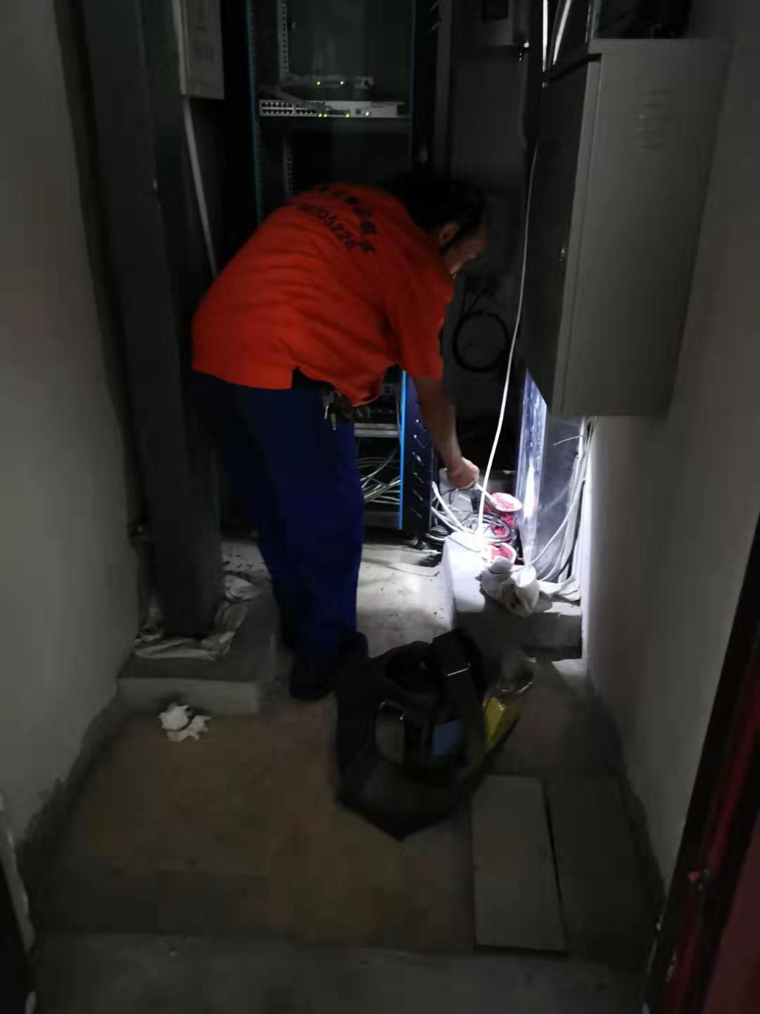 2019年貴州賓隆投資管理有限公司“賓隆購物”超市滅鼠、殺蟲
